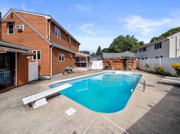 Lynn property