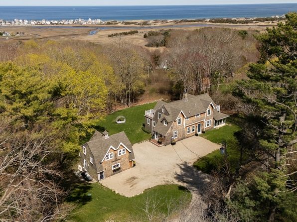 Marshfield property